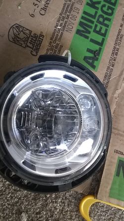 Headlight 2018 Jeep Wrangler working 30 bucks