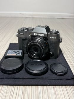 Fujifilm X-T50 Mirrorless Camera w/ XF 27mm f2.8 WR Pancake Lens