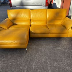 *FREE DELIVERY* CaliaItalia Custom Italian Leather Sectional 