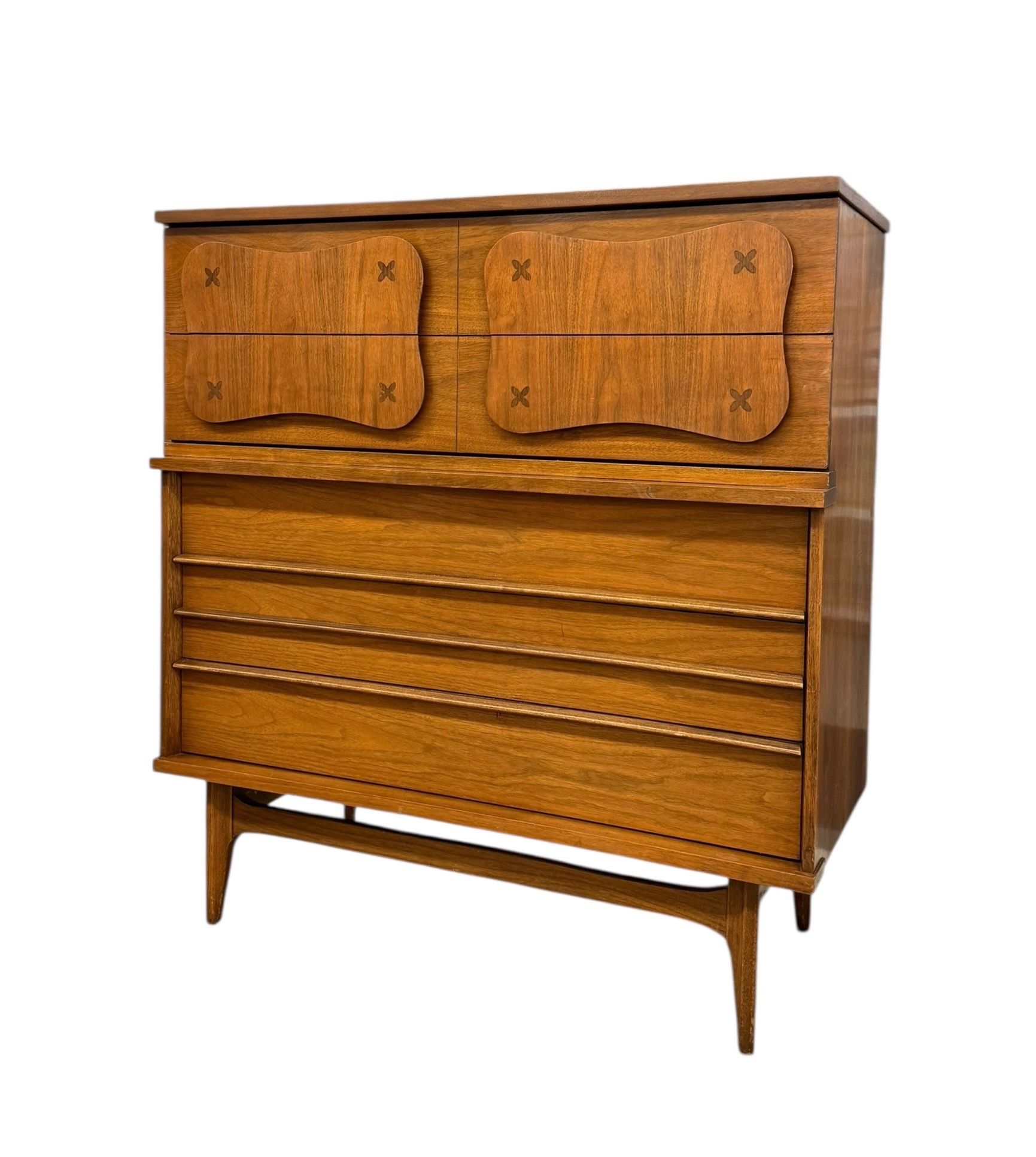Vintage Bassett Monterey Mid-Century Modern Walnut 5 Drawer Dresser with Rosewood ‘X’ Inlays by Leo Jiranek Circa 1963