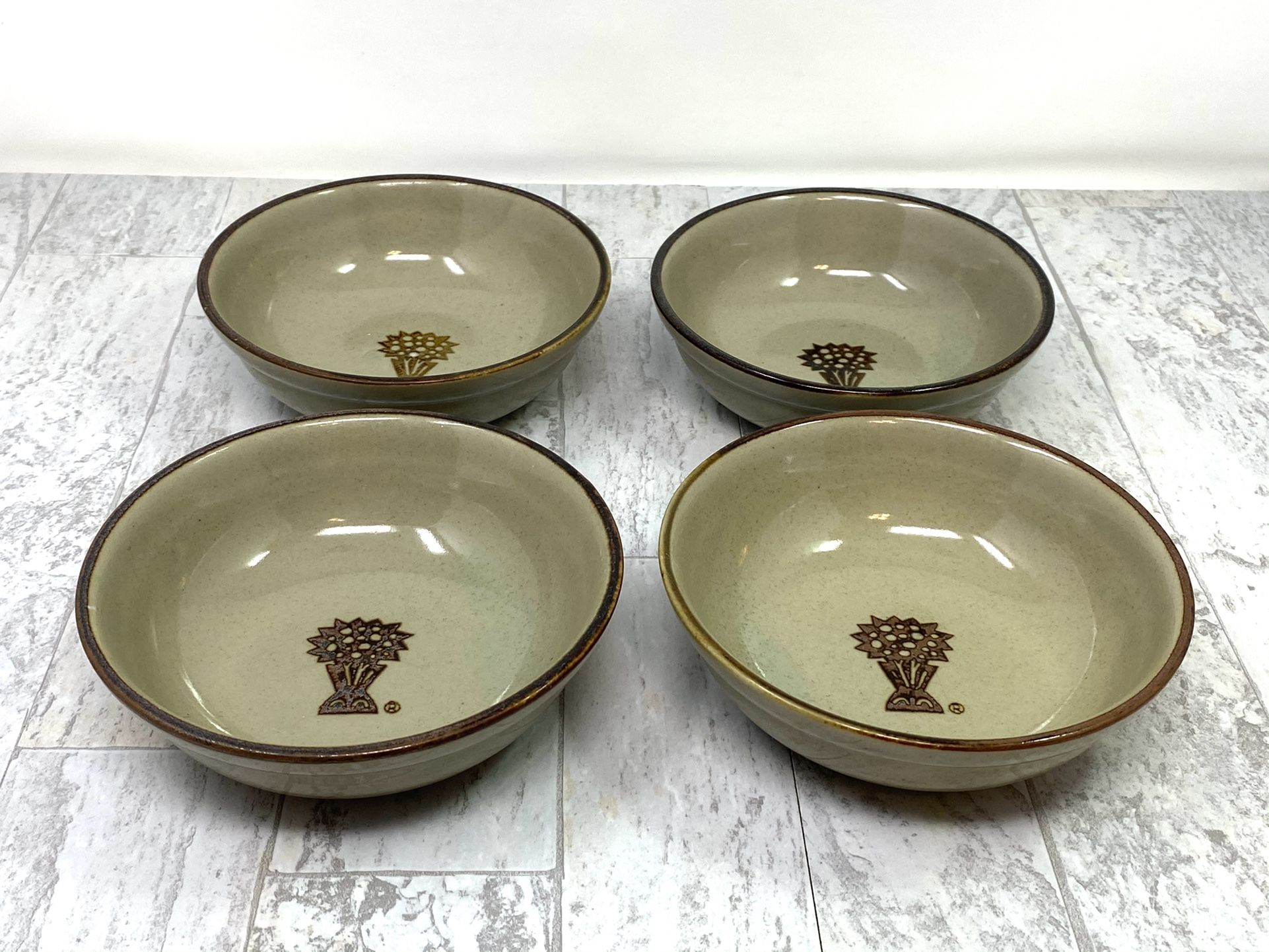 Set Of 4 Japanese Bowls 5 1/2”D