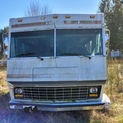 1983 Motorhome....parts