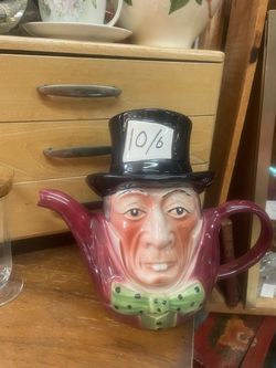 Vintage English mad hatter teapot