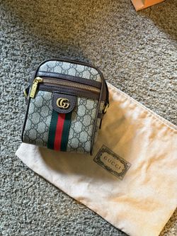 Crossbody bag
