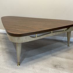Vintage MCM Danish Boomerang Triangular Side Coffee Table Brass Accents US Rare 🇺🇸FREESHIPPING 🇺🇸🛒