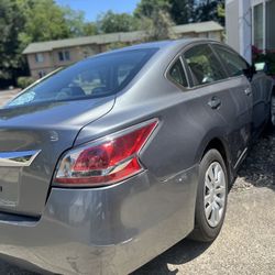 Nissan Altima