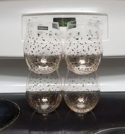 Set of Shannon Crystal Gold Luxe Stemless Wine Goblets (NEW!)