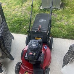 22” toro self propelled Honda engine lawnmower