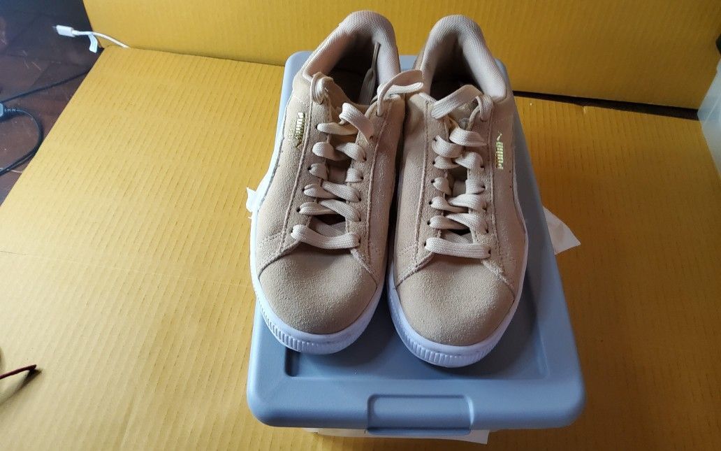 Women's Puma Size 6½