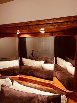 Solid oak queen bedroom set
