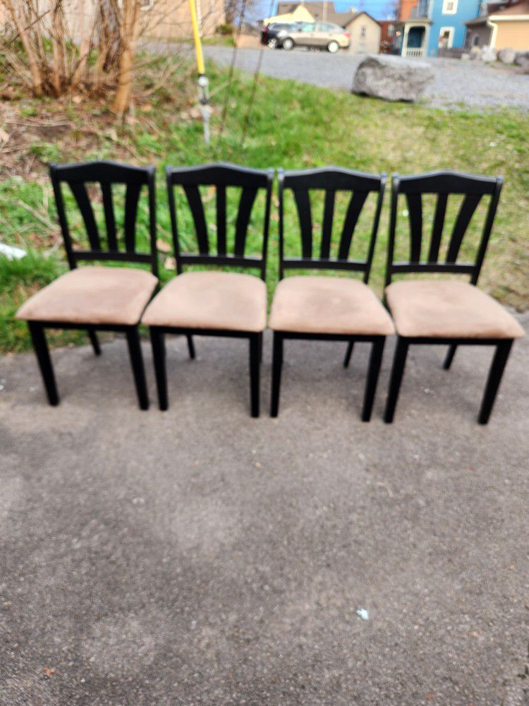 Set Of Four (4) Modern Black Dining Room Chairs