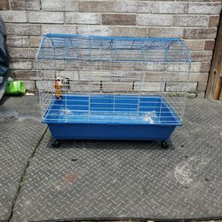 22"1/2 Tall 28"wide 17"deep Pet Cage With 3 Way Entry And Wheels For Rolling Along