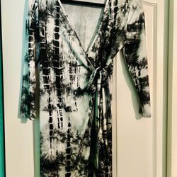 Tie Dye Wrap Dress Black & White 