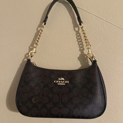 Coach Teri Shoulder Bag