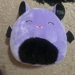 Bat squishmallow