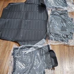 Floor mats Lexus ES & 2025 Lexus ES Hybrid All Weather Protection