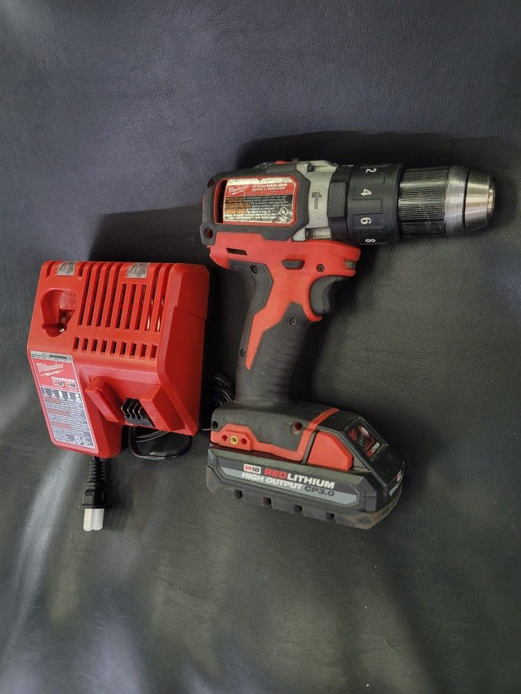 Milwaukee 2702-20 18V 1/2" Compact Brushless Hammer Drill Battery and Charger Set