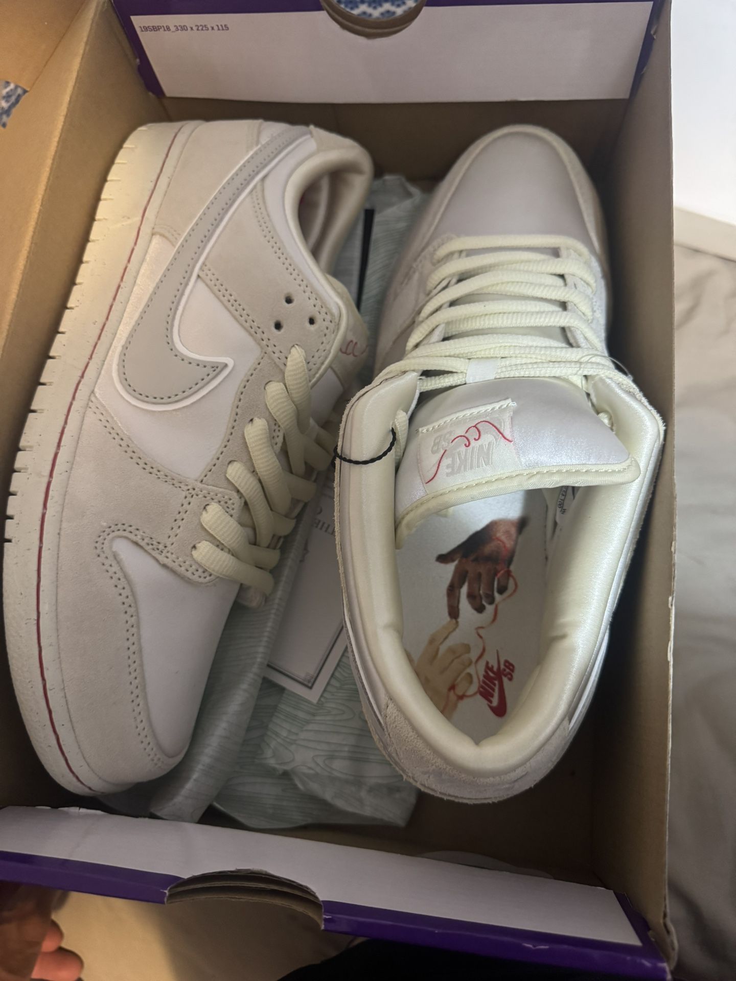 Nike SB City of love