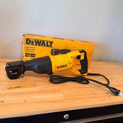 Dewalt 12 Amp Corded Variable Speed Reciprocating Saw