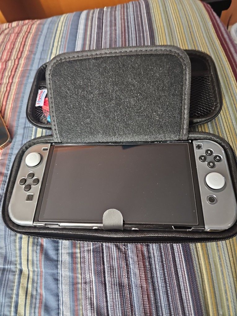 Nintendo Switch OLED Japanese Version