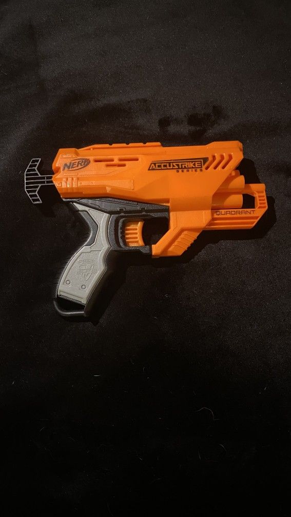 Nerf Accustrike Quadrant