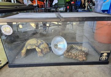 Terrarium, Aquarium, Tank ACCEPTING BEST OFFER