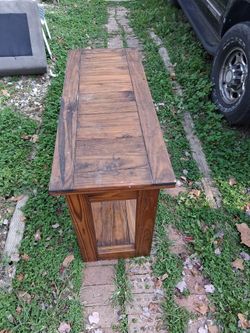 Rustic Wood Storage Bench
