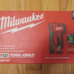 Milwaukee M12 Cable Stapler 
