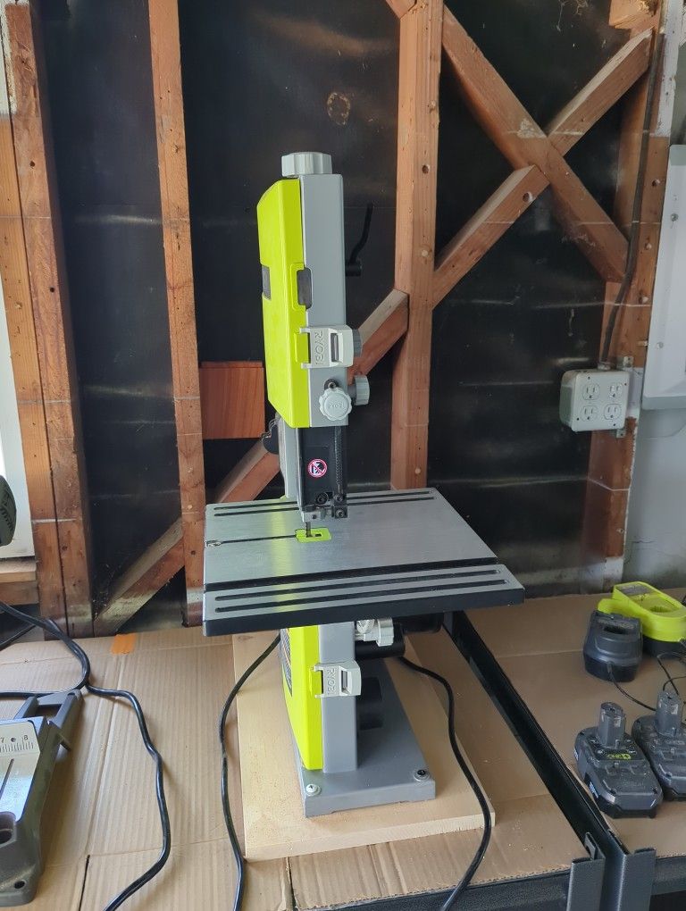 Ryobi Band Saw