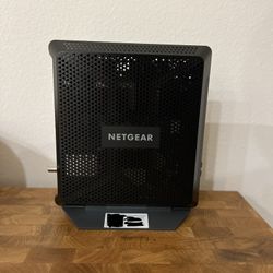 Netgear Nighthawk AC 1900 Modem Router combo