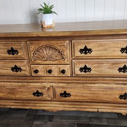 8 Drawer Long Dresser With Matching Mirror 