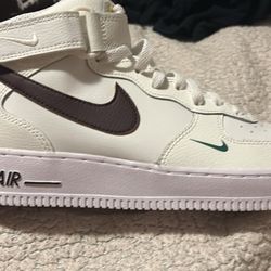 Air Force 1 Mid '07 LV 8