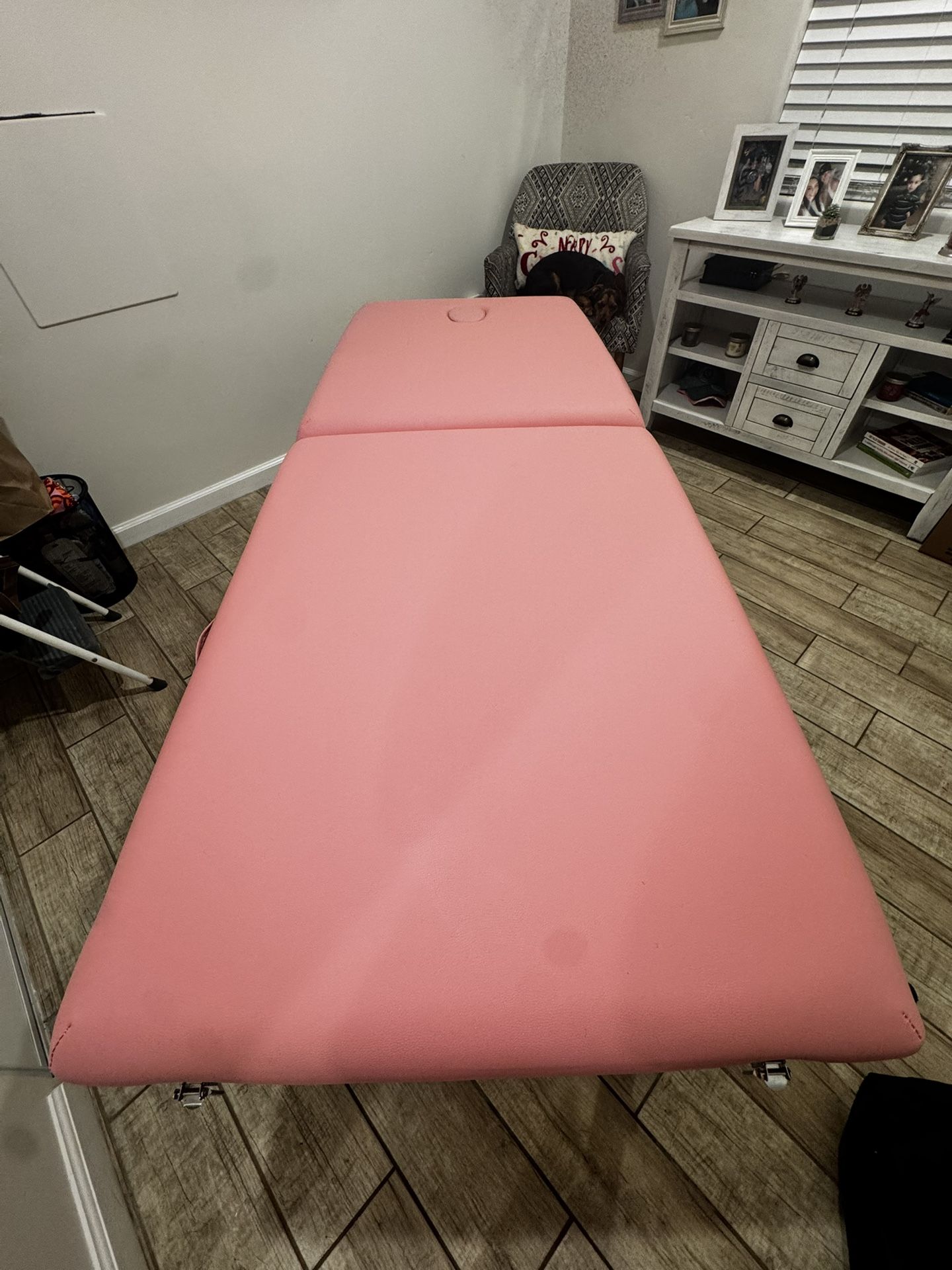 Pink Portable Massage Table – Like New