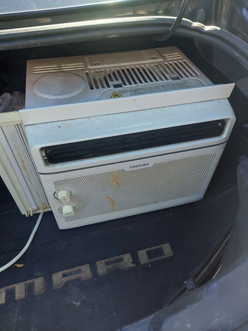 Toshiba Window AC Unit