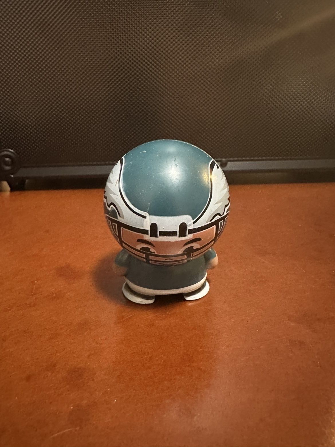 2012 Philadelphia Eagles NFL Mini Buildable Figure 2.5”