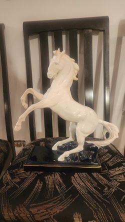 Horse Statue