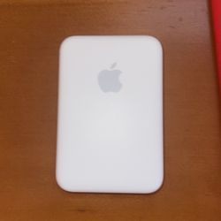 OEM Apple MagSafe Battery Pack