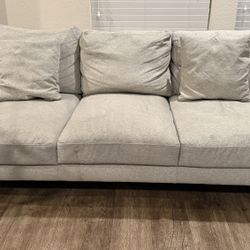 Macy’s “Jollene” Modern 3-Seater Sofa - Pet/Smoke-Free Home - No damage