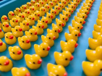 200 Pieces Mini Resin Ducks Yellow Tiny Duckies Characters Fairy Garden Decor