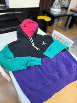 Nike color block hoodie Men’s L
