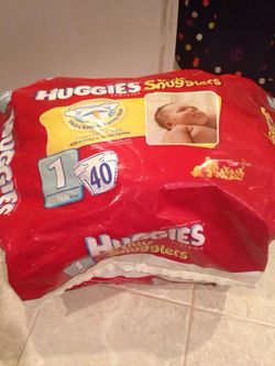 Huggies size 1 diapers - quantity 20