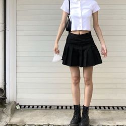 Brandy Melville Skirts 