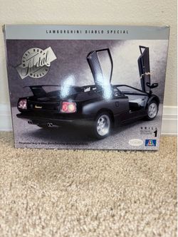 Testors Italeri Lamborghini Diablo Special Metal Model Kit