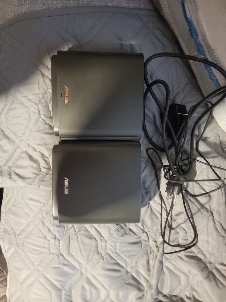 Asus XT8 Tri-band Router
