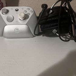 Brand New Game Sir And Hyperx Mic For Xbox 