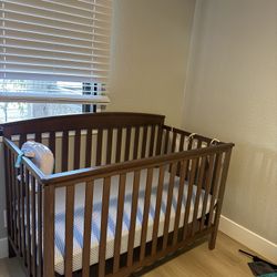 Baby crib and mattress