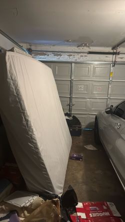 King size mattress with box