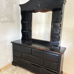 Drawer With Mirror Set