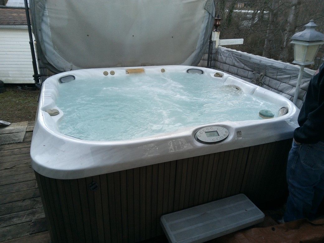 Hot Tub