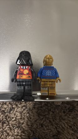 Advent calendar Lego Star Wars darth Vader and C-3PO
